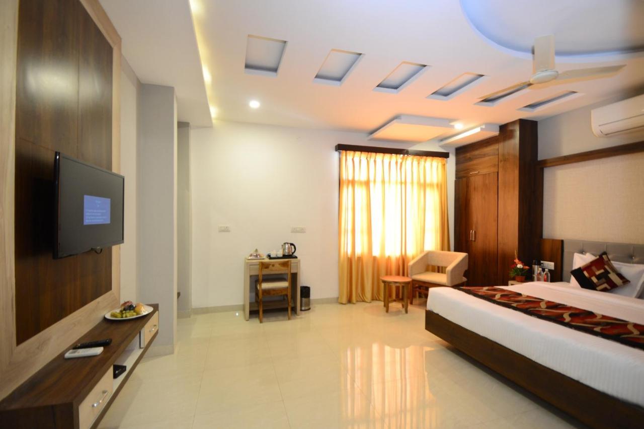 Hopp Inn Udaipur Ngoại thất bức ảnh