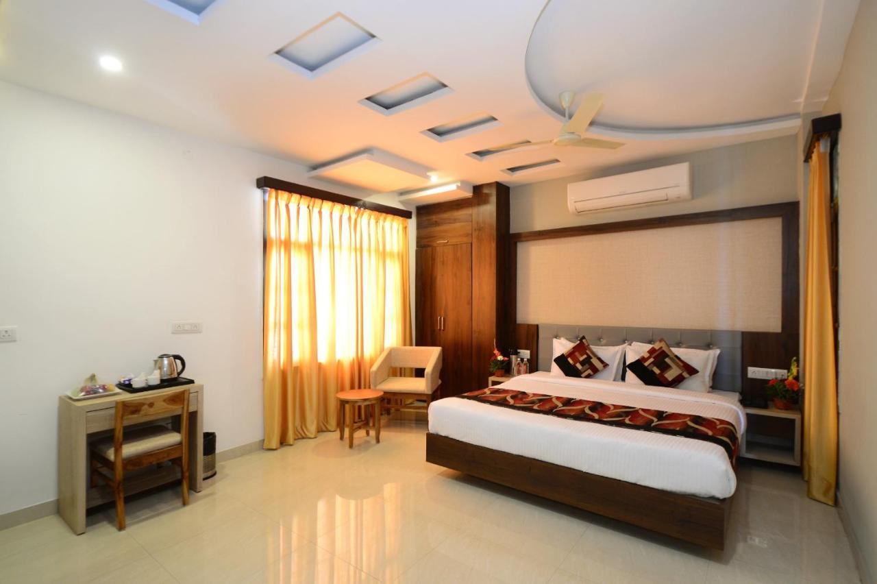 Hopp Inn Udaipur Ngoại thất bức ảnh