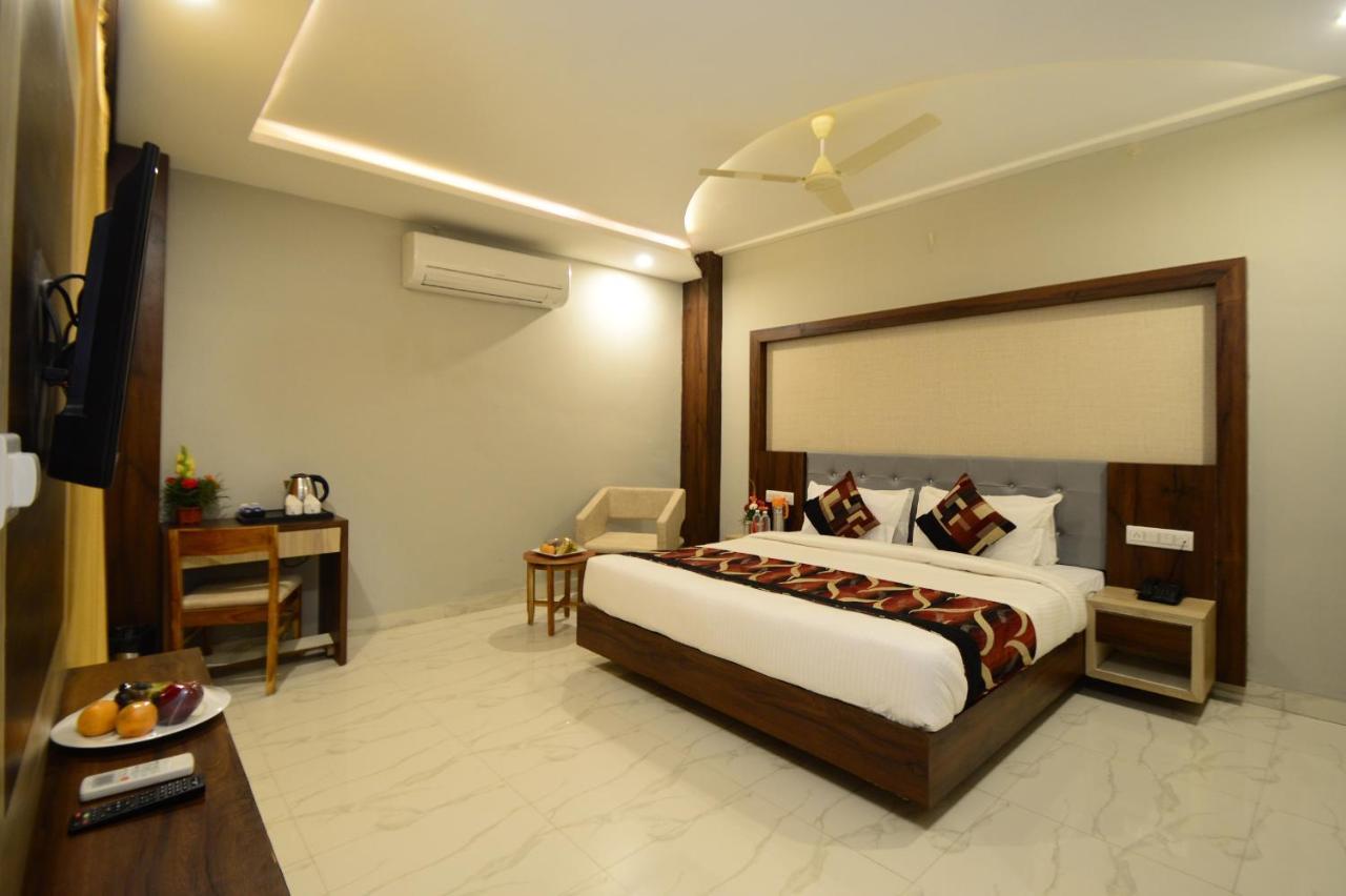Hopp Inn Udaipur Ngoại thất bức ảnh