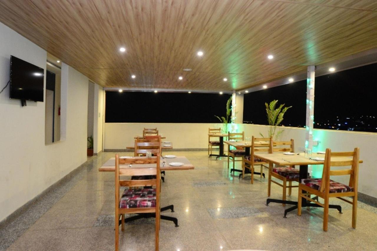 Hopp Inn Udaipur Ngoại thất bức ảnh